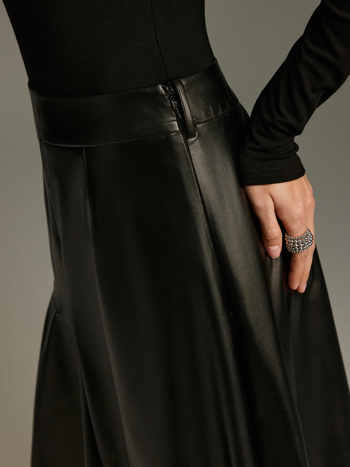 Asymmetric Faux Leather Skirt without Belt - Image 4