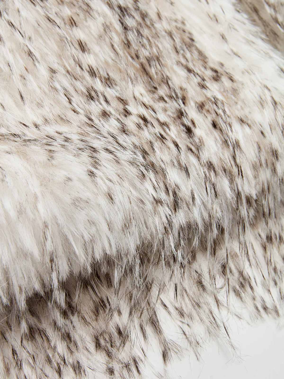 Belted Faux Fur Sleeveless Vest - Image 5