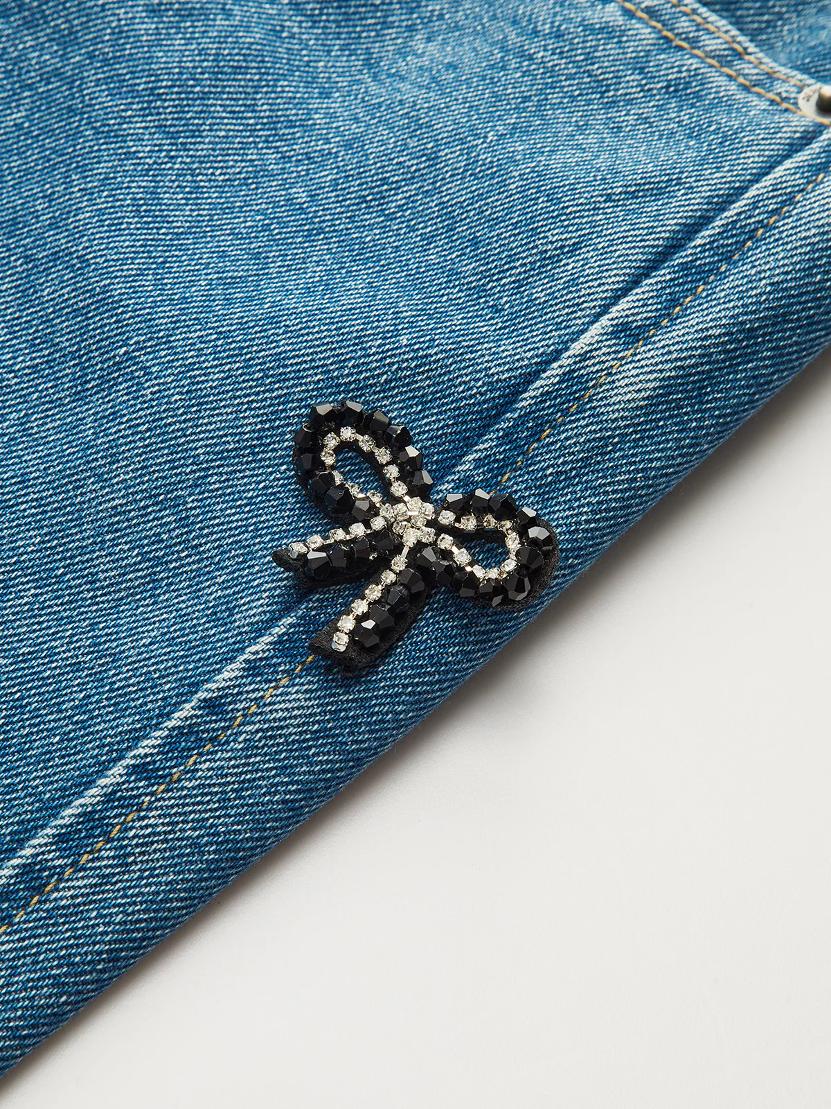 Bow Detail Wide-Leg Jeans - Image 5