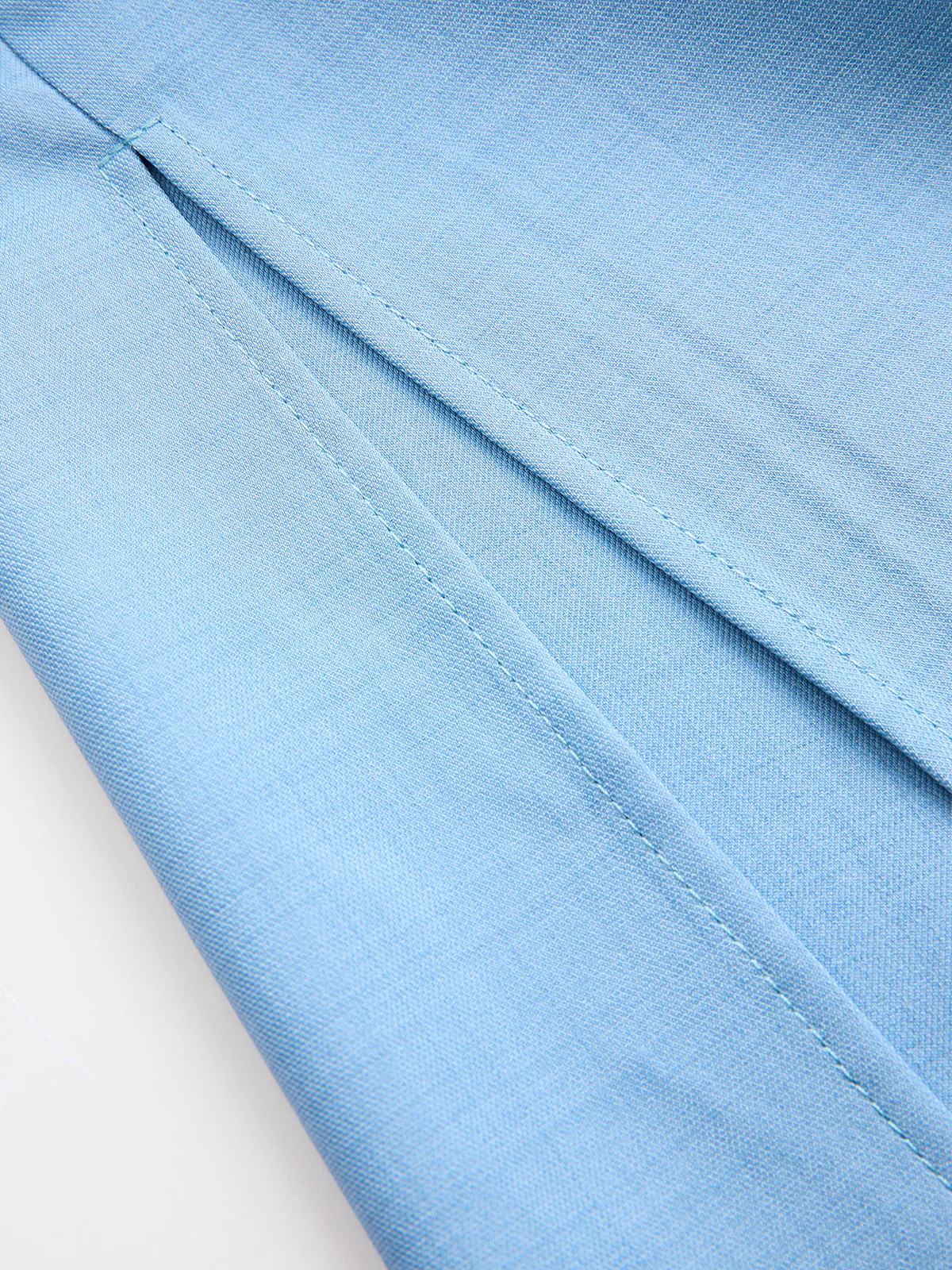 Button-Front Shirt with Back Elastic Belt - Image 5