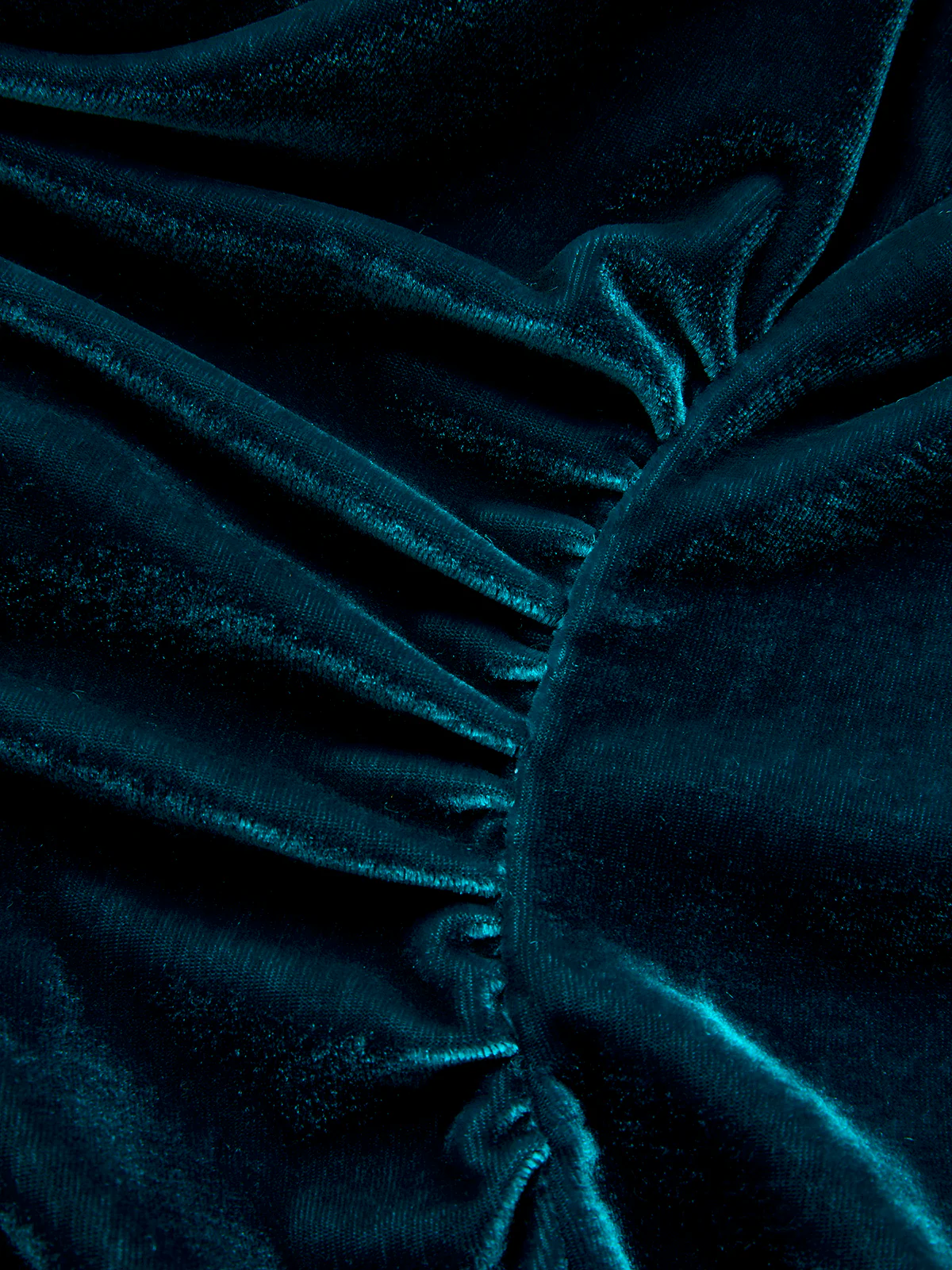 Cowl Neck Ruched Velvet Sleeveless Dress - Image 4