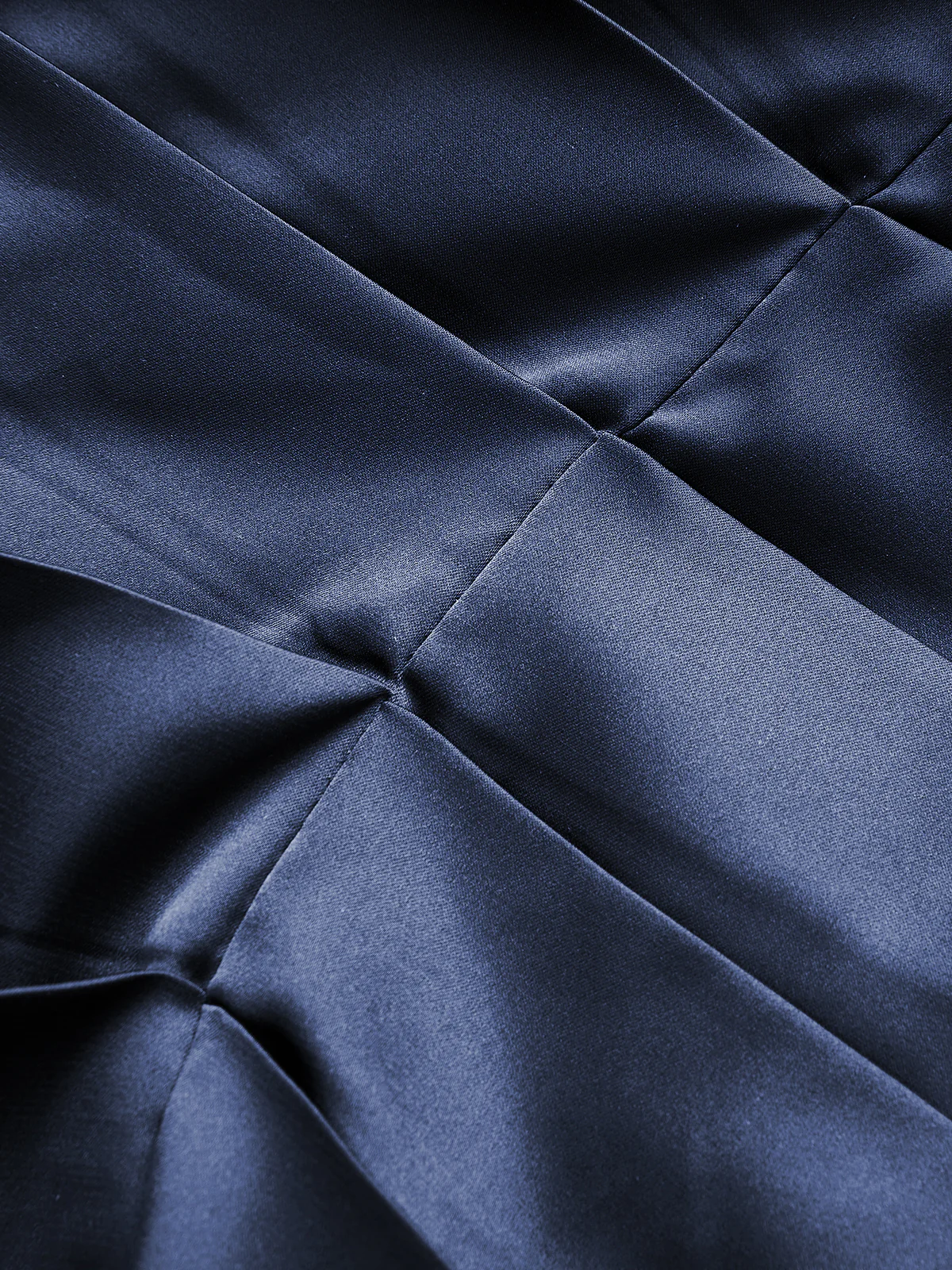 Flared Sleeve Satin Pleated Bodycon Mini Dress - Image 4