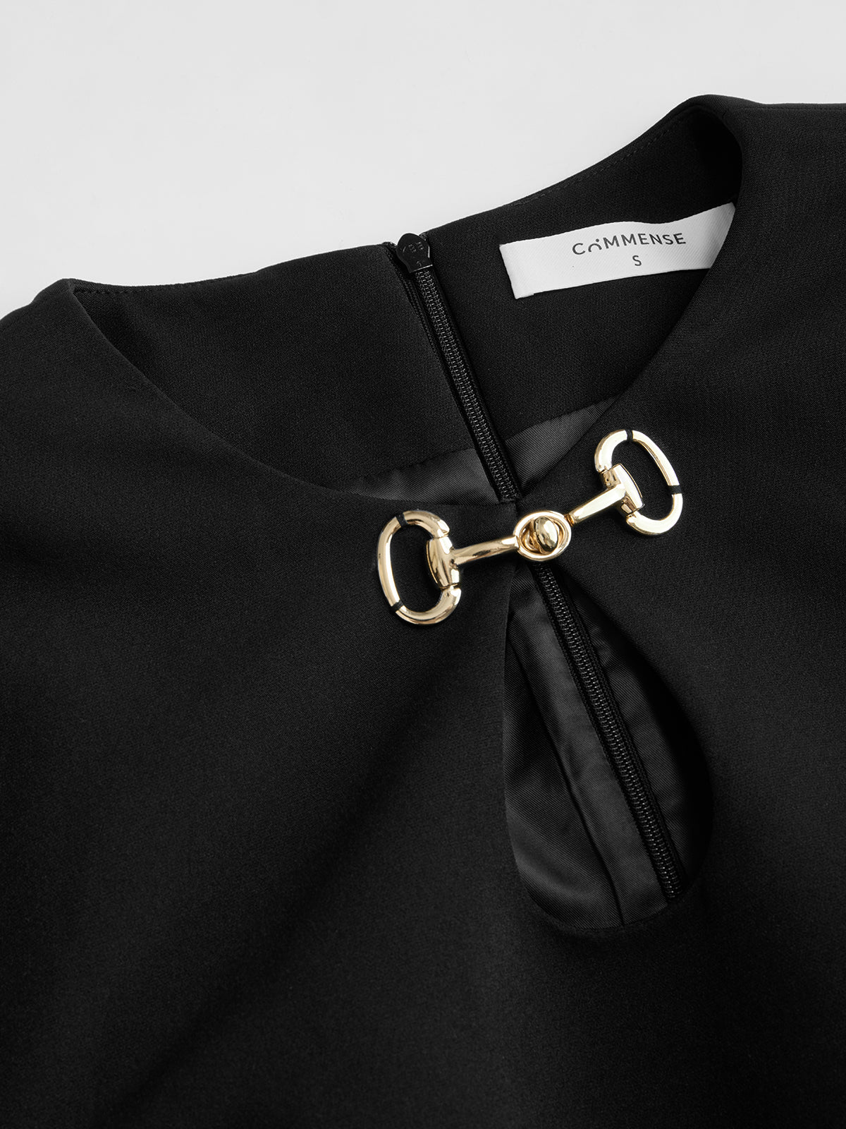 Metal-Buckle Cutout Contrast-Pleat Dress - Image 5