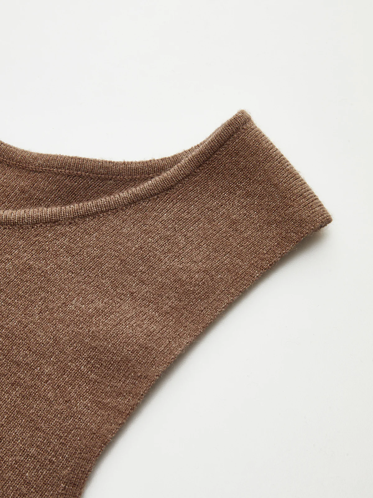 Tank Top & Capelet Knit Two-Piece Set - Image 6
