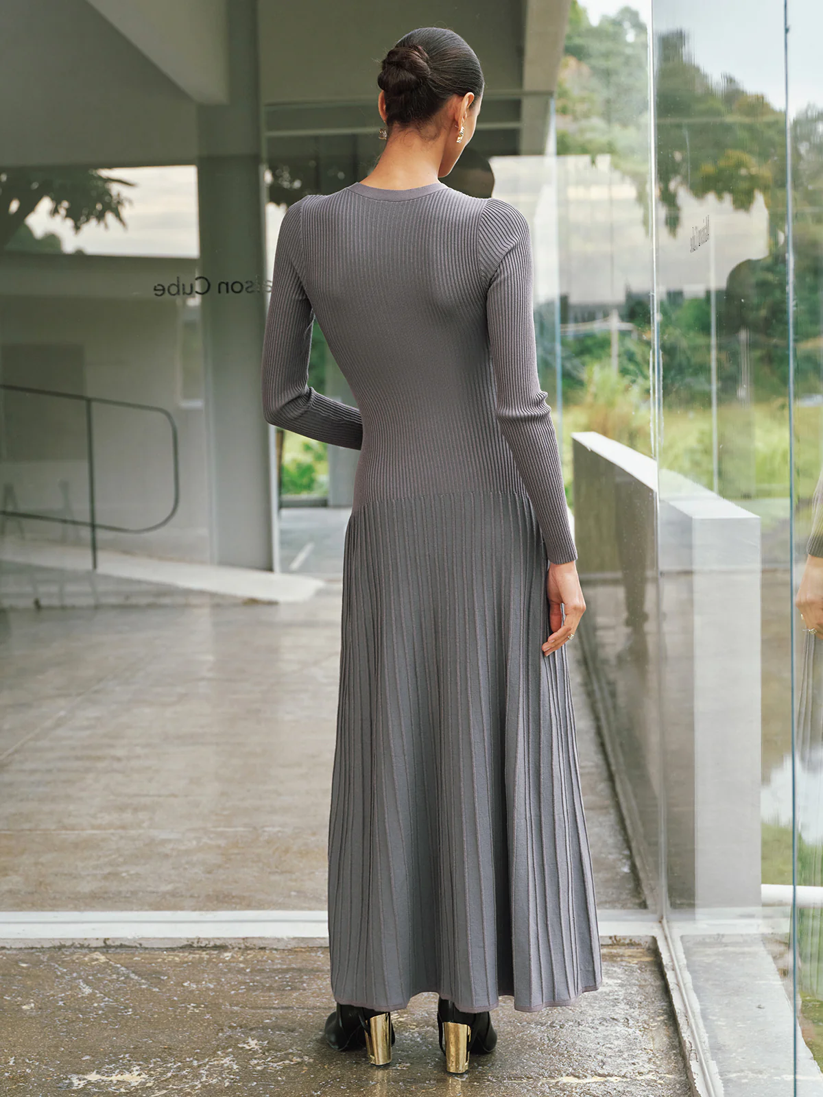 Textured Keyhole Neck Metal Detail Maxi Dress - Image 6