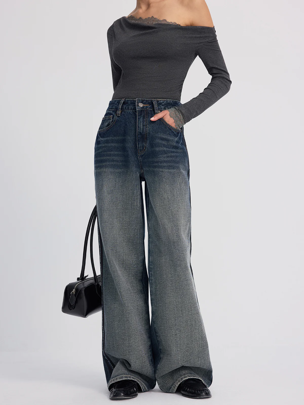 Wide-Leg Jeans in Faded Denim - Image 5